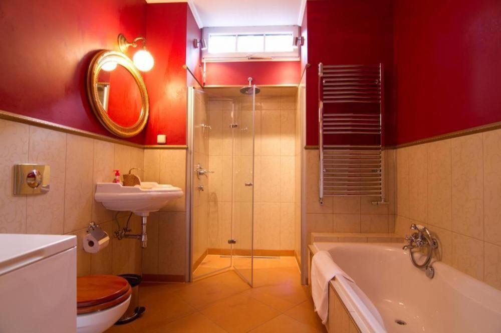 Apartmany Vila Liberty كارلوفي فاري المظهر الخارجي الصورة